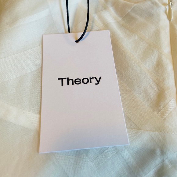 NWT THEORY Amalay Top - Picture 8 of 14